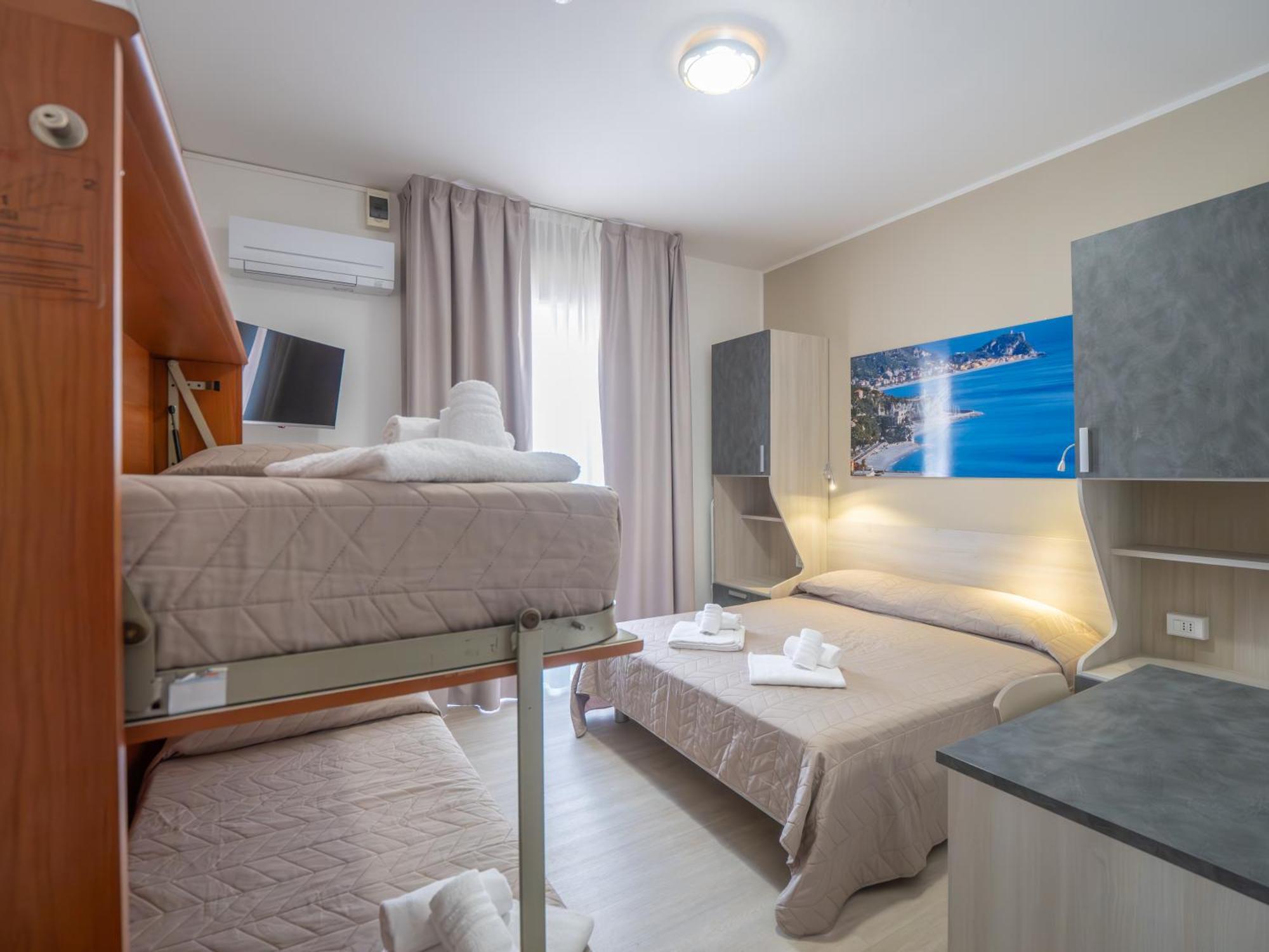 Hotel La Bussola Finale Ligure Exterior photo